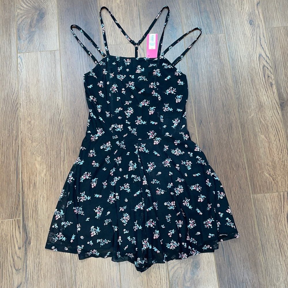 NWT flower romper